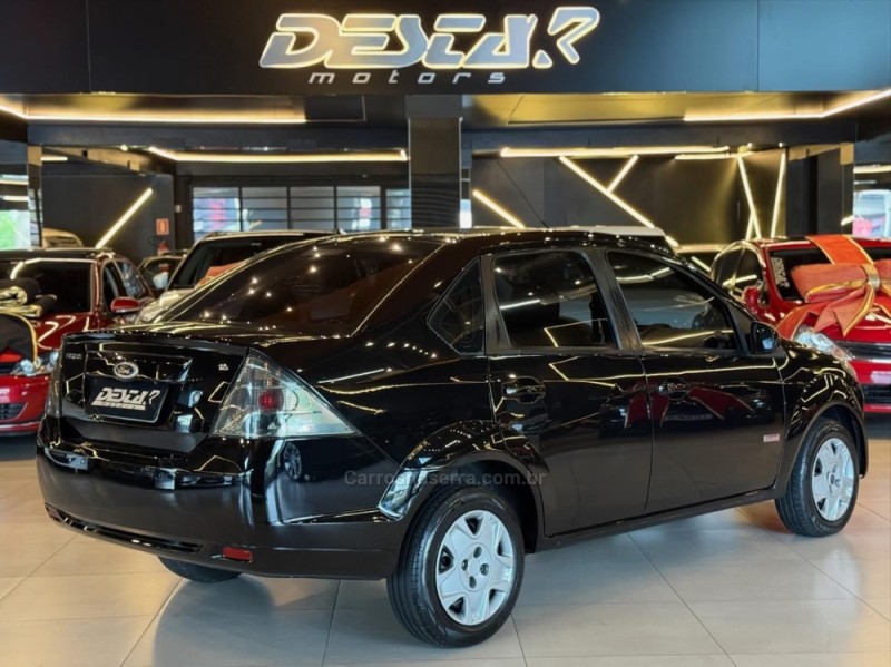 FIESTA 1.6 MPI SEDAN 8V FLEX 4P MANUAL - 2011 - NOVO HAMBURGO