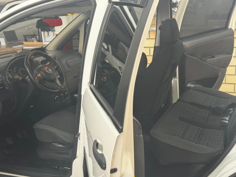 IDEA 1.8 MPI ADVENTURE 16V FLEX 4P MANUAL - 2014 - CAXIAS DO SUL