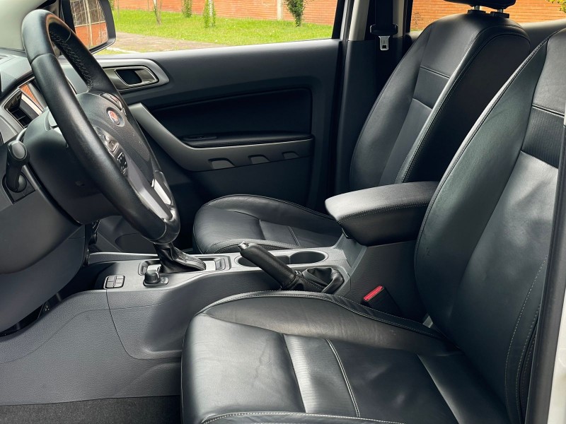 RANGER 3.2 XLT 4X4 CD 20V DIESEL 4P AUTOMÁTICO - 2019 - FARROUPILHA