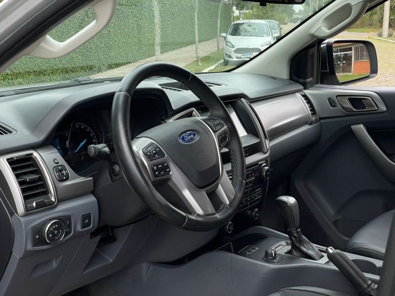 RANGER 3.2 XLT 4X4 CD 20V DIESEL 4P AUTOMÁTICO - 2019 - FARROUPILHA