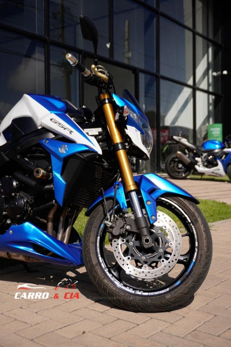 GSR 750ZA - 2016 - SANTA CRUZ DO SUL