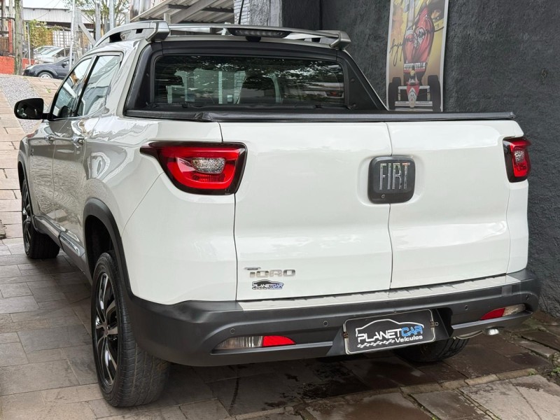 TORO 2.0 16V TURBO DIESEL VOLCANO 4WD AUTOMÁTICO - 2019 - FARROUPILHA