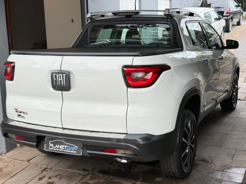 TORO 2.0 16V TURBO DIESEL VOLCANO 4WD AUTOMÁTICO - 2019 - FARROUPILHA