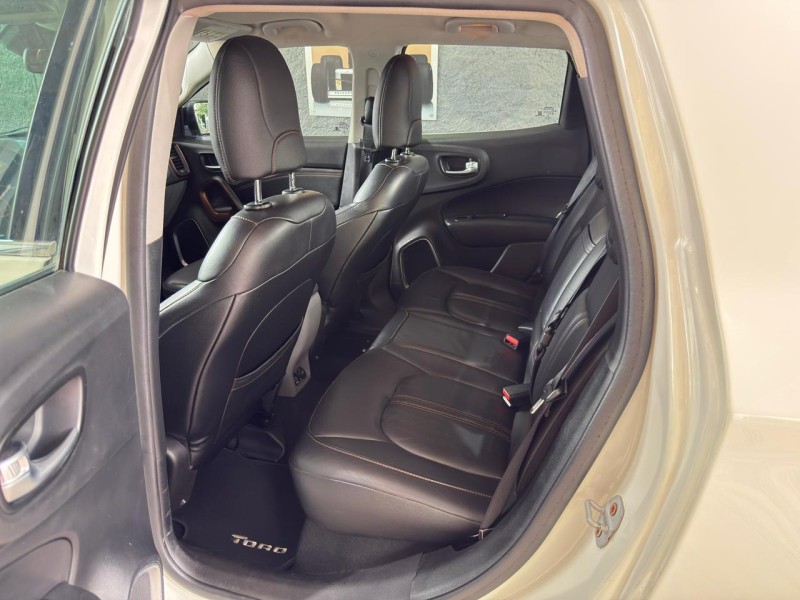 TORO 2.0 16V TURBO DIESEL VOLCANO 4WD AUTOMÁTICO - 2019 - FARROUPILHA