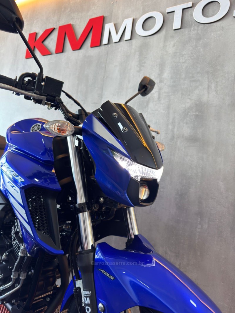 FAZER FZ25 ABS - 2023 - PORTãO