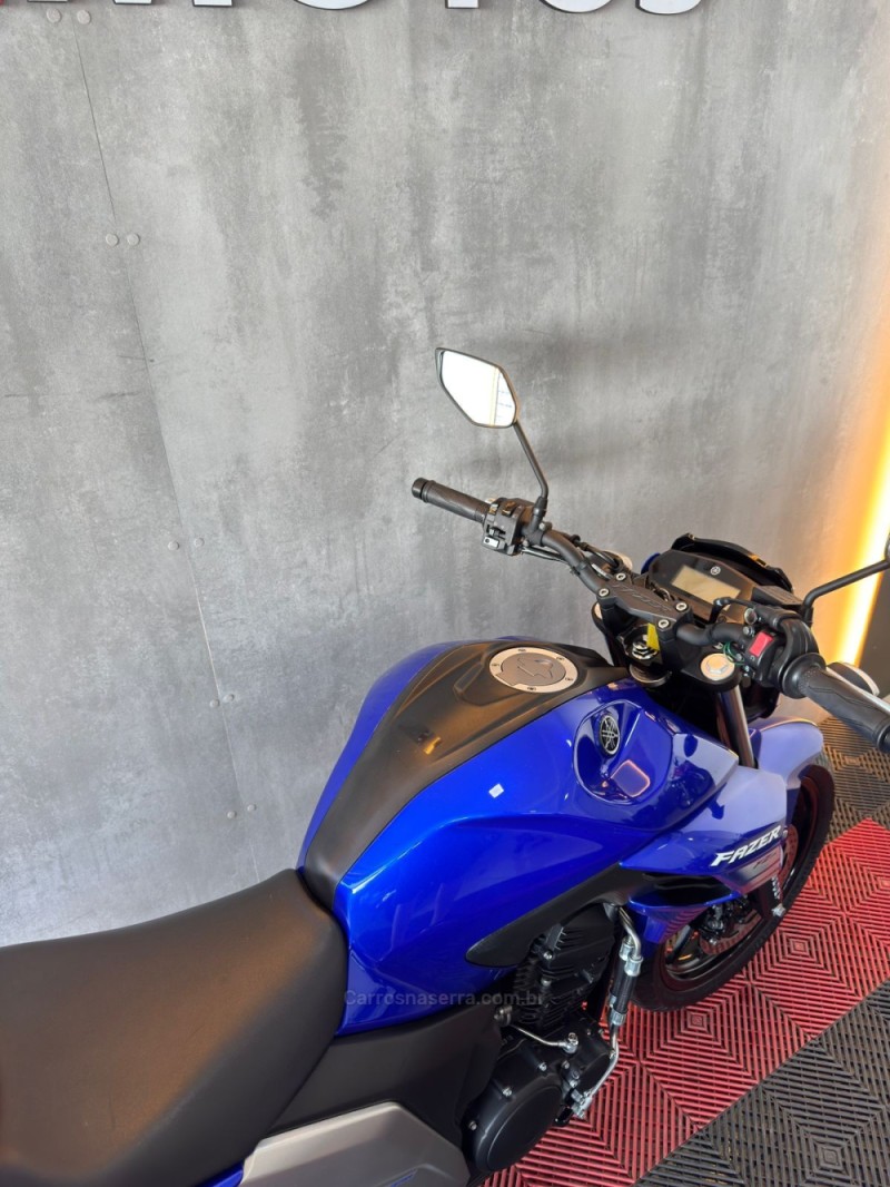 FAZER FZ25 ABS - 2023 - PORTãO