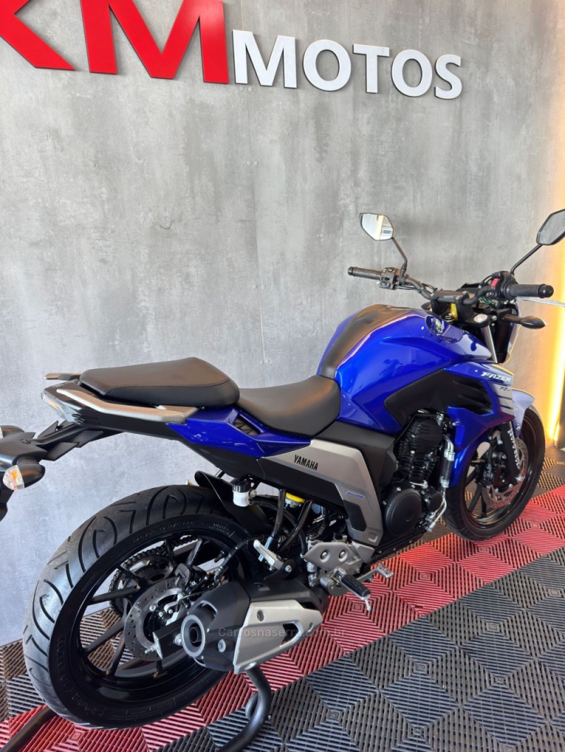 FAZER FZ25 ABS - 2023 - PORTãO