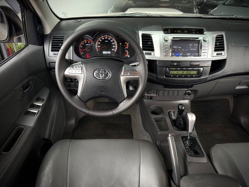 HILUX 3.0 SRV 4X4 CD 16V TURBO INTERCOOLER DIESEL 4P AUTOMÁTICO - 2014 - LAJEADO