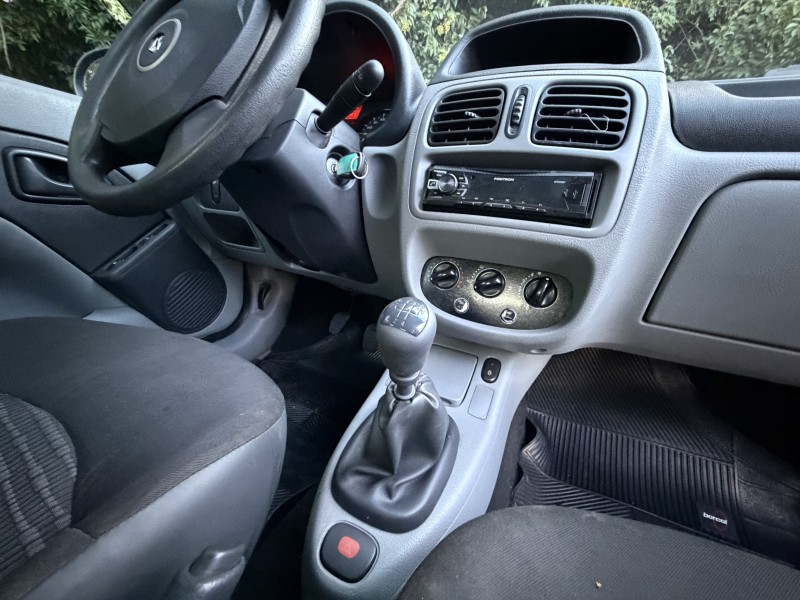 CLIO 1.0 AUTHENTIQUE 16V FLEX 4P MANUAL - 2012 - CAXIAS DO SUL