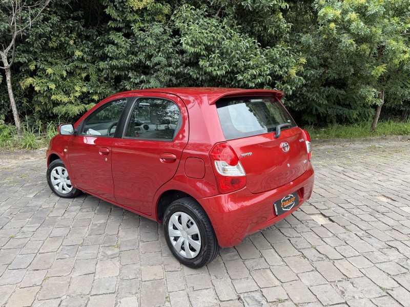 ETIOS 1.3 XS 16V FLEX 4P MANUAL - 2013 - CAXIAS DO SUL