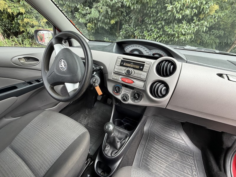 ETIOS 1.3 XS 16V FLEX 4P MANUAL - 2013 - CAXIAS DO SUL
