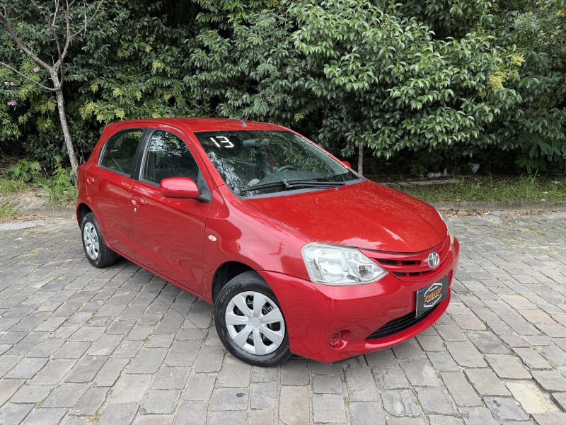 ETIOS 1.3 XS 16V FLEX 4P MANUAL - 2013 - CAXIAS DO SUL