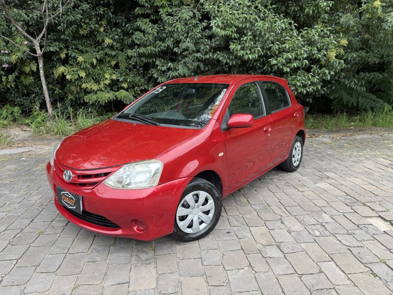 etios 1.3 xs 16v flex 4p manual 2013 caxias do sul