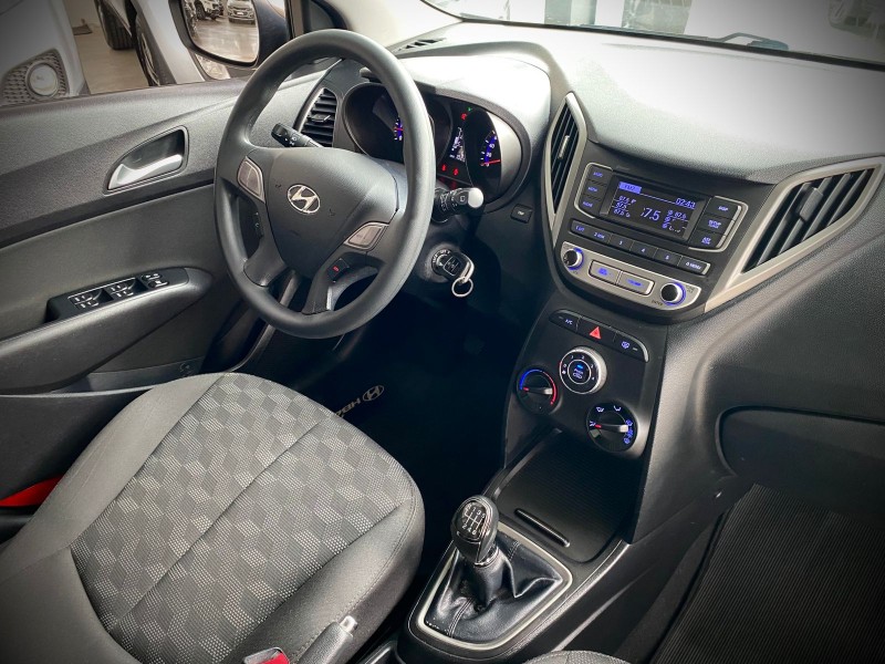HB20 1.6 COMFORT STYLE 16V FLEX 4P MANUAL - 2017 - LAJEADO
