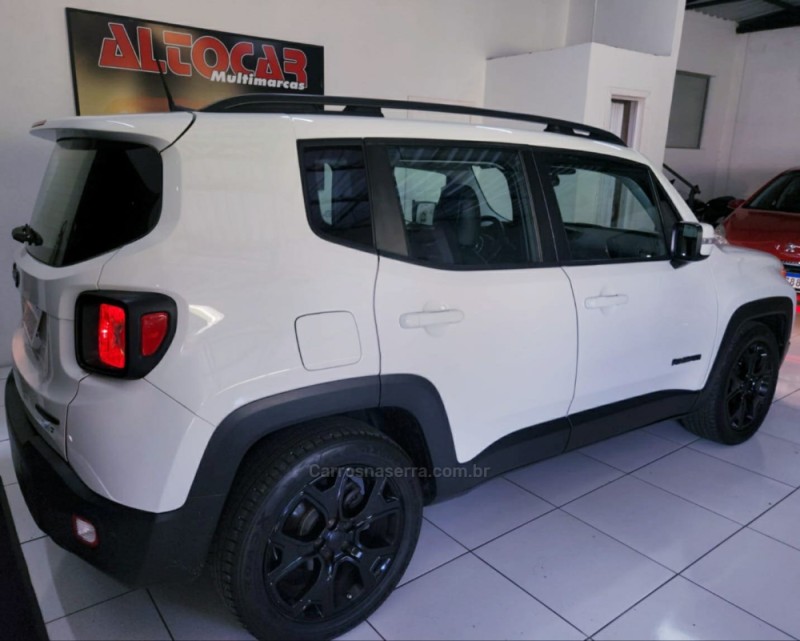 RENEGADE 1.8 16V NIGHT EAGLE 4X2 FLEX 4P AUTOMÁTICO - 2018 - CAMPO BOM