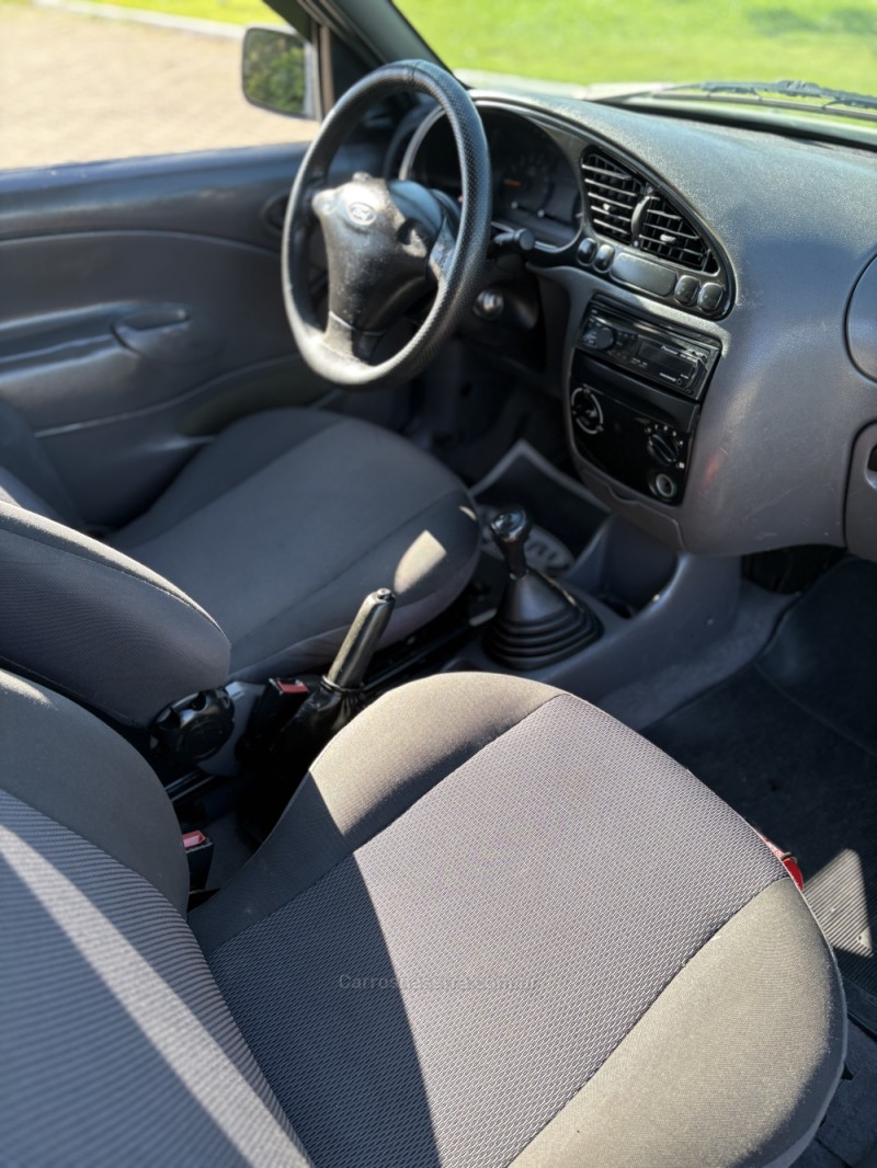 COURIER 1.6 L 8V FLEX MANUAL - 2010 - LAJEADO