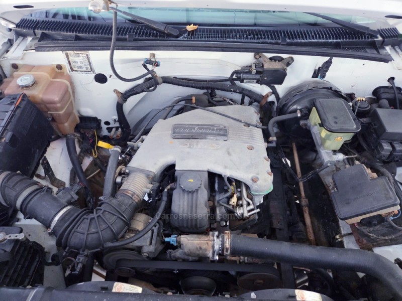 SILVERADO 4.1 MPFI 4X2 CS 18V GASOLINA 2P MANUAL - 1998 - CAMPO BOM