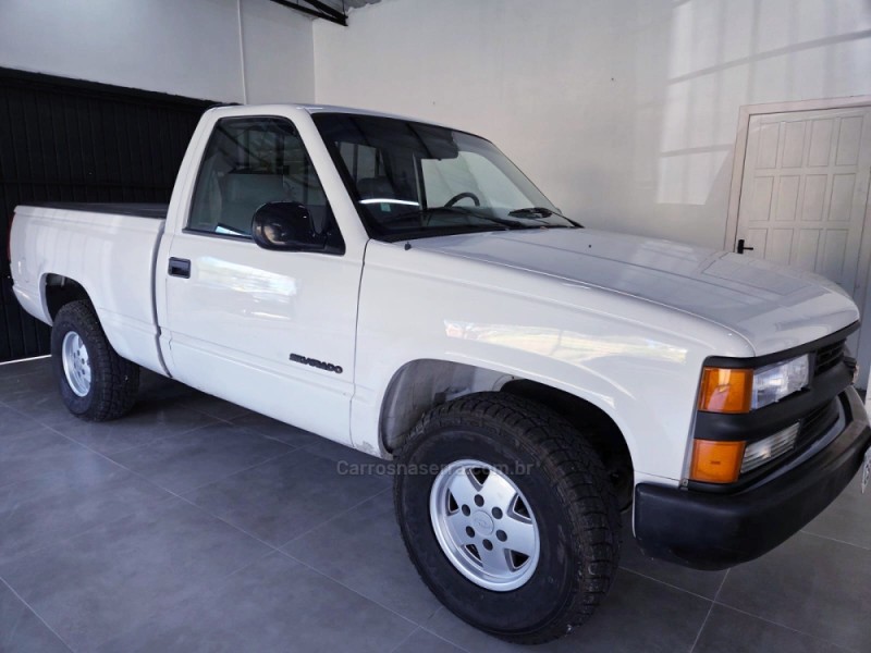 SILVERADO 4.1 MPFI 4X2 CS 18V GASOLINA 2P MANUAL - 1998 - CAMPO BOM
