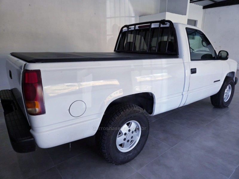 SILVERADO 4.1 MPFI 4X2 CS 18V GASOLINA 2P MANUAL - 1998 - CAMPO BOM