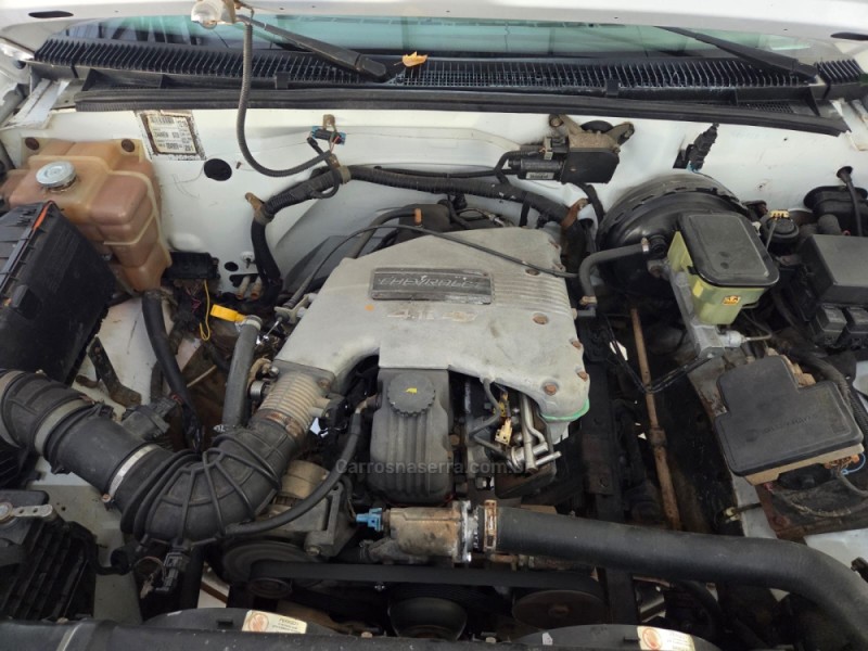 SILVERADO 4.1 MPFI 4X2 CS 18V GASOLINA 2P MANUAL - 1998 - CAMPO BOM