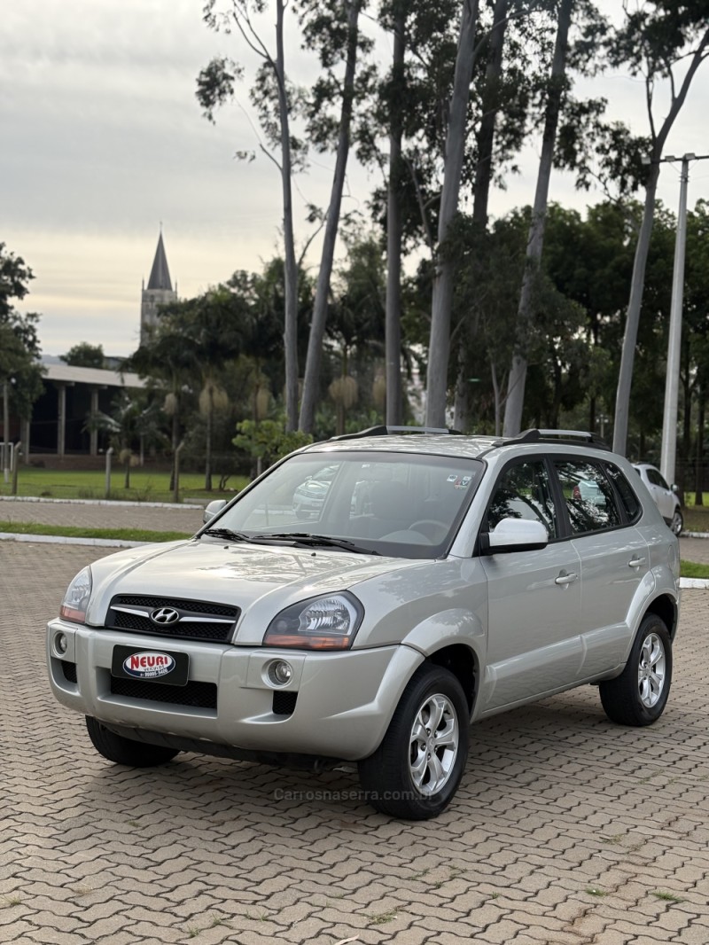 TUCSON 2.0 MPFI GLS 16V 143CV 2WD FLEX 4P AUTOMÁTICO - 2013 - LAJEADO