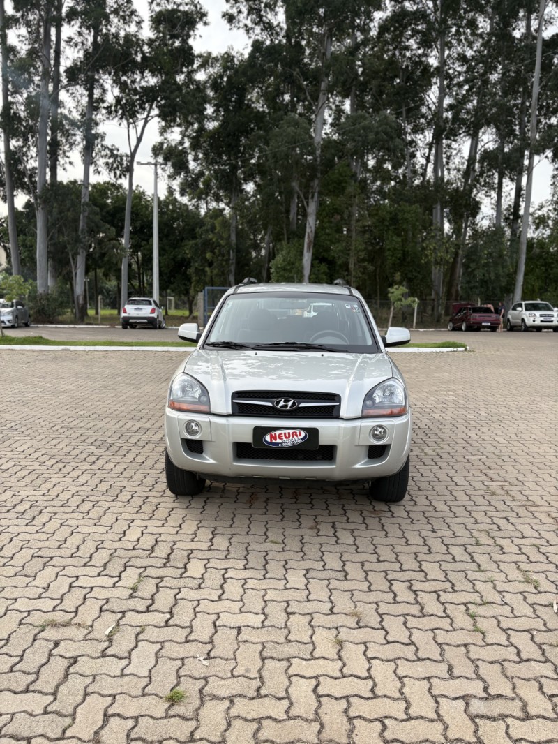 TUCSON 2.0 MPFI GLS 16V 143CV 2WD FLEX 4P AUTOMÁTICO - 2013 - LAJEADO