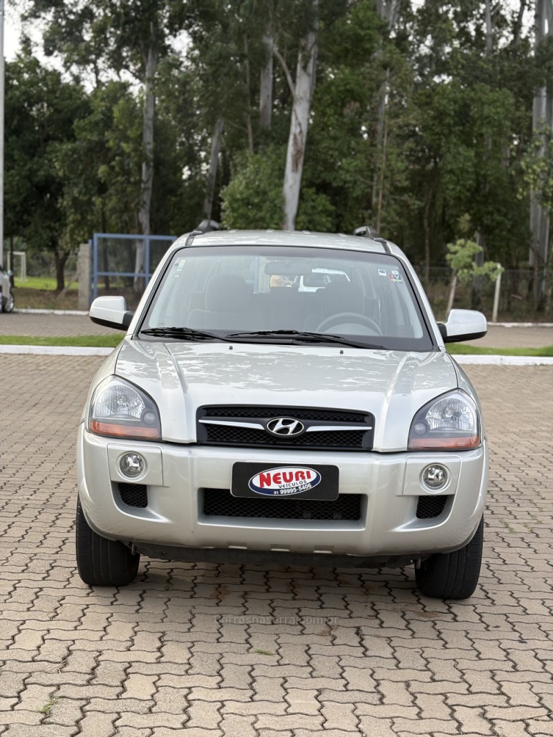 TUCSON 2.0 MPFI GLS 16V 143CV 2WD FLEX 4P AUTOMÁTICO - 2013 - LAJEADO