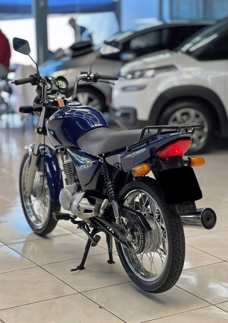 CG 125 TITAN ES - 2005 - ESTâNCIA VELHA