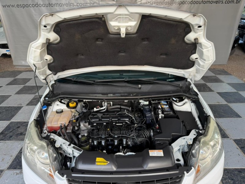 FOCUS 1.6 S SEDAN 16V FLEX 4P MANUAL - 2012 - NOVA PRATA