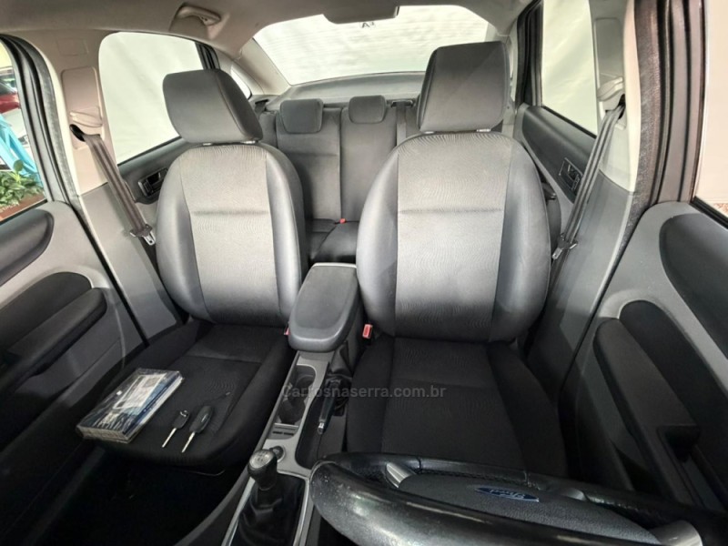 FOCUS 1.6 S SEDAN 16V FLEX 4P MANUAL - 2012 - NOVA PRATA