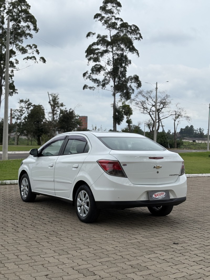 PRISMA 1.4 MPFI LTZ 8V FLEX 4P MANUAL - 2016 - LAJEADO
