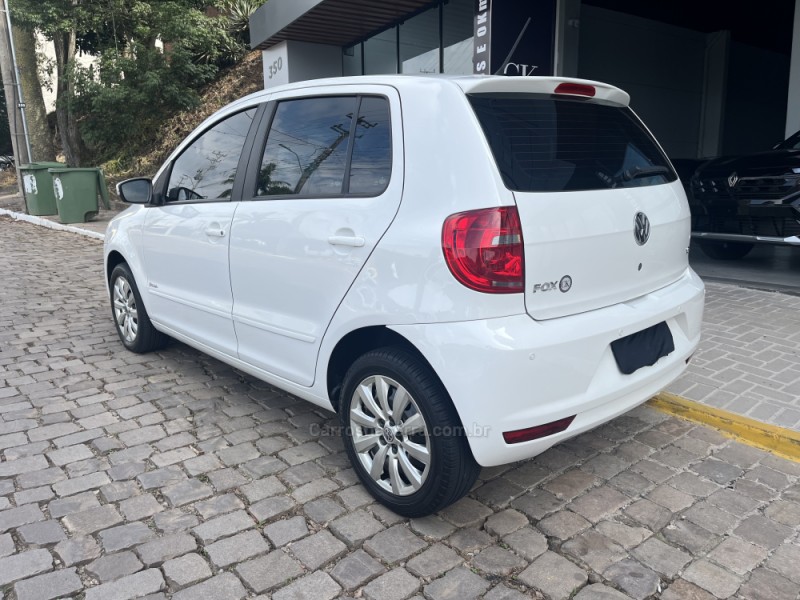 FOX 1.6 MI ITREND 8V FLEX 4P MANUAL - 2014 - VERANóPOLIS