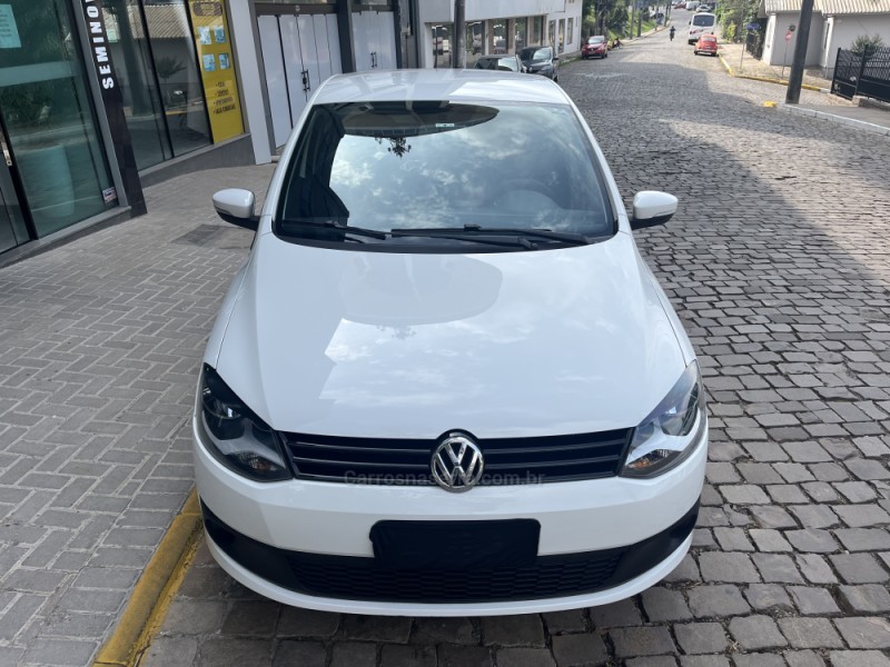 FOX 1.6 MI ITREND 8V FLEX 4P MANUAL - 2014 - VERANóPOLIS
