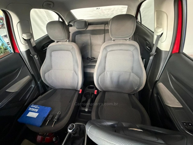 PRISMA 1.4 MPFI LT 8V FLEX 4P MANUAL - 2015 - NOVA PRATA