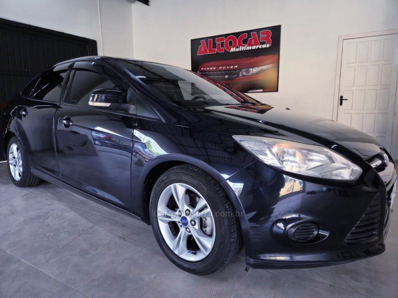 FOCUS 1.6 S SEDAN 16V FLEX 4P AUTOMÁTICO - 2014 - CAMPO BOM