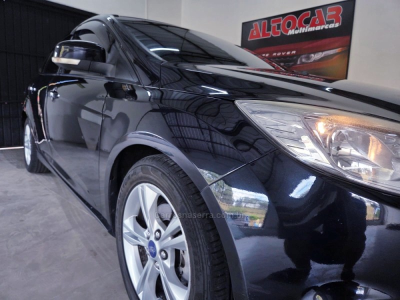 FOCUS 1.6 S SEDAN 16V FLEX 4P AUTOMÁTICO - 2014 - CAMPO BOM