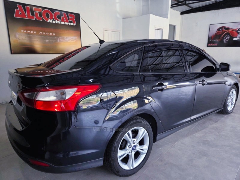 FOCUS 1.6 S SEDAN 16V FLEX 4P AUTOMÁTICO - 2014 - CAMPO BOM