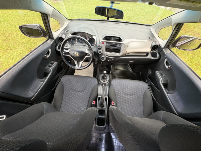 FIT 1.4 LX 16V FLEX 4P MANUAL - 2009 - LAJEADO