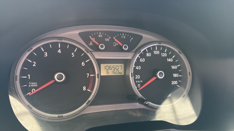 VOYAGE 1.0 MI CITY 8V FLEX 4P MANUAL - 2010 - GARIBALDI