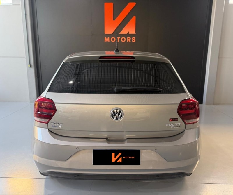 POLO 1.0	200 TSI HIGHLINE AUTOMÁTICO  - 2018 - CARLOS BARBOSA