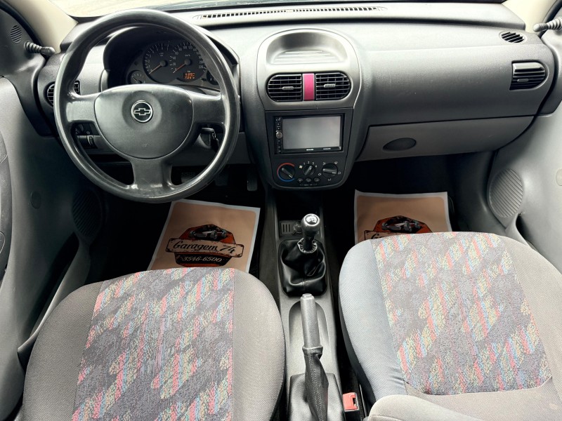 CORSA 1.0 MPFI 8V GASOLINA 4P MANUAL - 2004 - TRêS COROAS