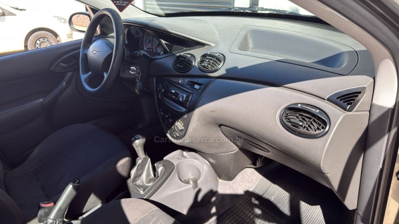 FOCUS 1.6 8V FLEX 4P MANUAL - 2009 - BENTO GONçALVES