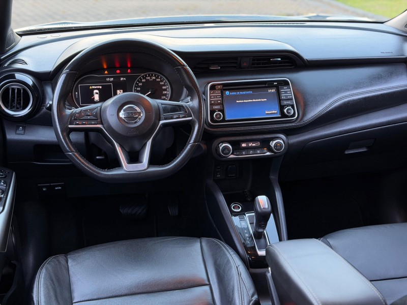 KICKS  - 2017 - CANELA