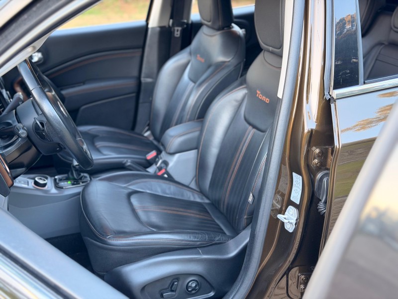TORO 2.0 16V VOLCANO AT9 4X4 FLEX 4P AUTOMÁTICO - 2019 - CANELA