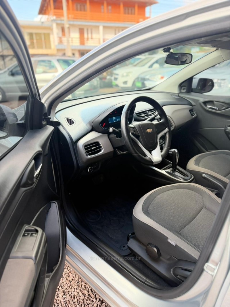 PRISMA 1.4 MPFI LT 8V FLEX 4P AUTOMÁTICO - 2014 - LAJEADO