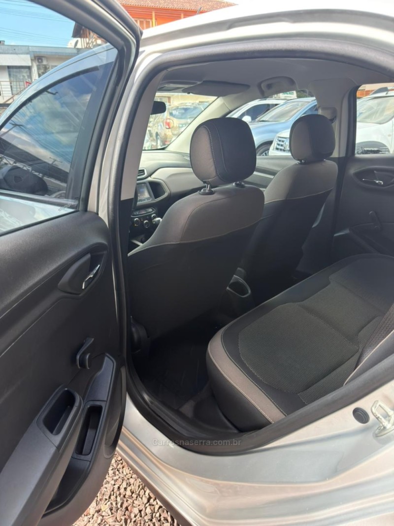 PRISMA 1.4 MPFI LT 8V FLEX 4P AUTOMÁTICO - 2014 - LAJEADO