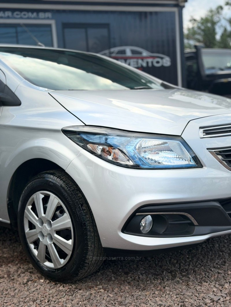 PRISMA 1.4 MPFI LT 8V FLEX 4P AUTOMÁTICO - 2014 - LAJEADO
