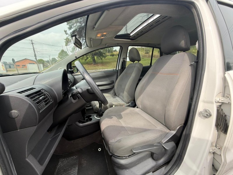 FOX 1.0 MI 8V FLEX 4P MANUAL - 2009 - FARROUPILHA