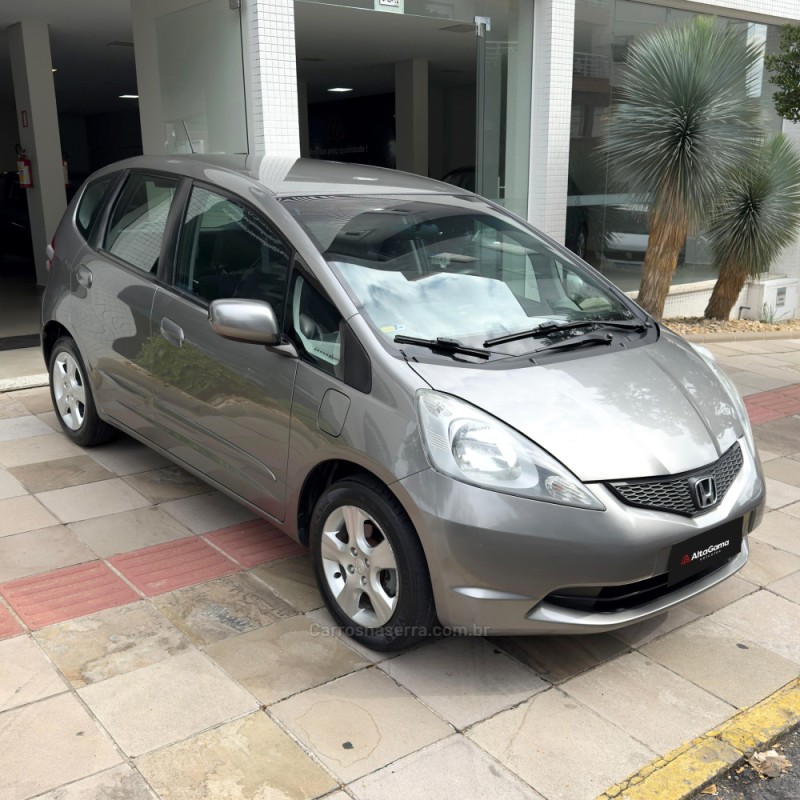 FIT 1.4 LX 16V FLEX 4P MANUAL - 2011 - FLORES DA CUNHA