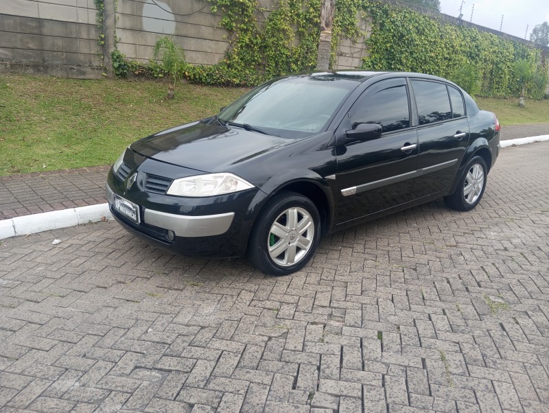 megane 2.0 dynamique sedan 16v gasolina 4p manual 2008 caxias do sul